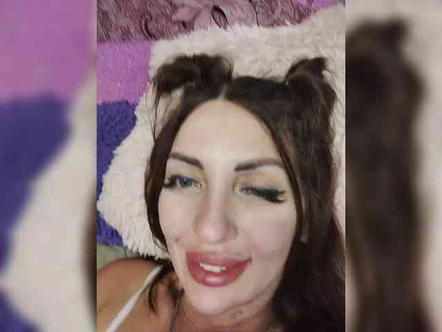 SexyKitty75-1 webcam