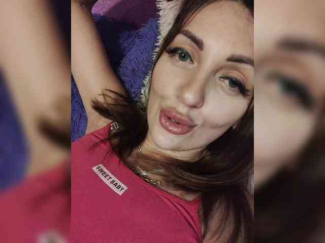 SexyKitty75-1 webcam