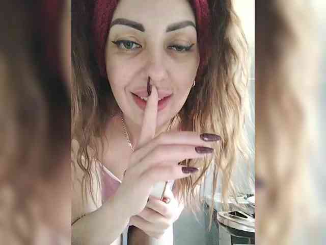 SexyKitty75-1 webcam
