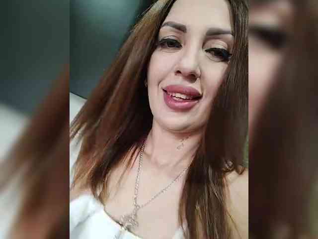 SexyKitty75-1 webcam