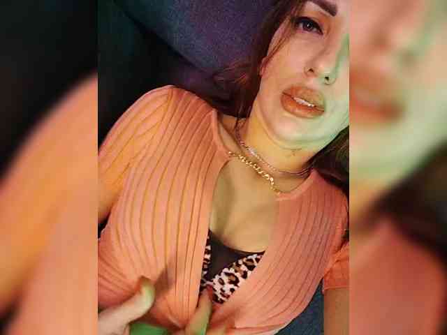 SexyKitty75-1 webcam