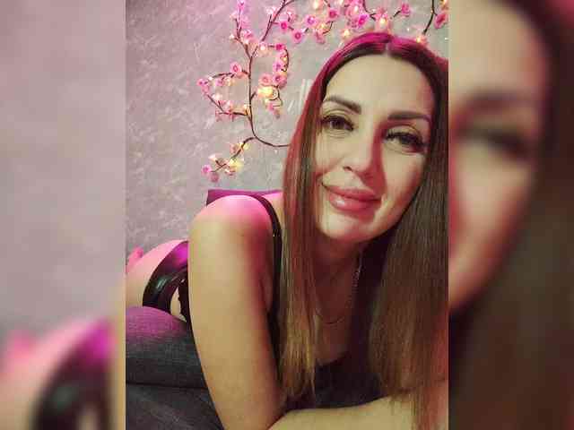 SexyKitty75-1 webcam