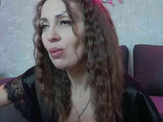 SexyKitty75-1 webcam