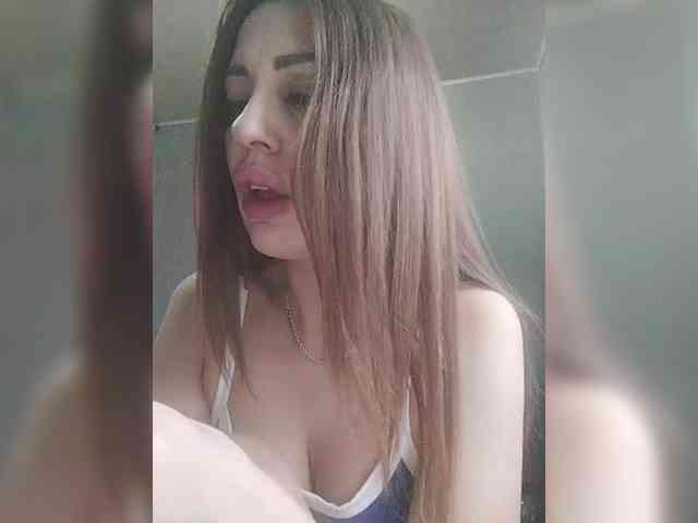 SexyKitty75-1 webcam