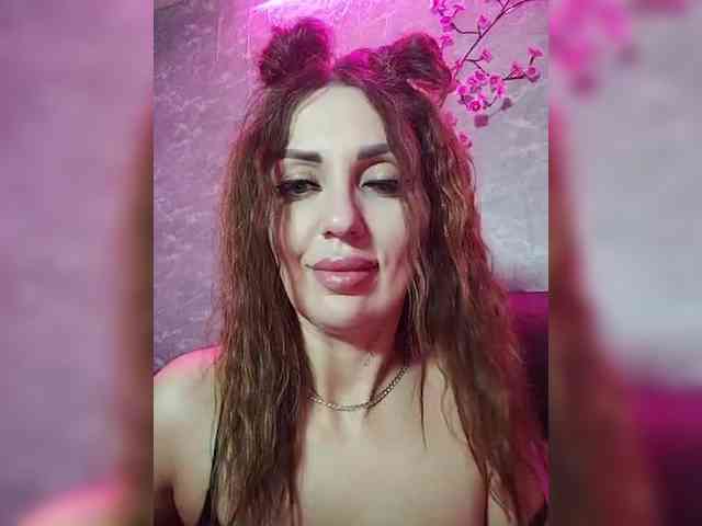 SexyKitty75-1 webcam