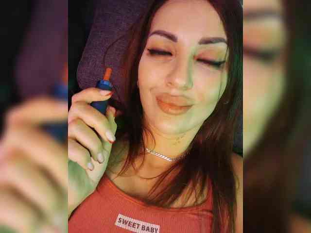 SexyKitty75-1 webcam