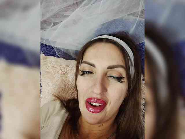 SexyKitty75-1 webcam