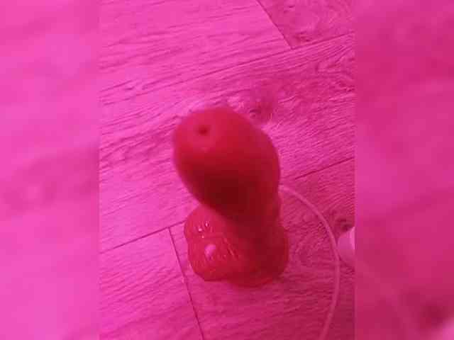 SexyKitty75-1 webcam