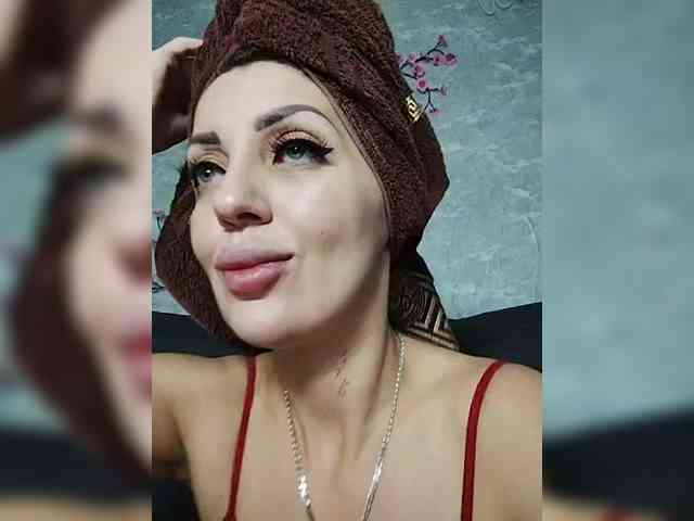 SexyKitty75-1 webcam