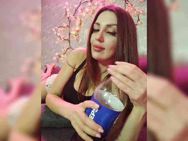 SexyKitty75-1 webcam