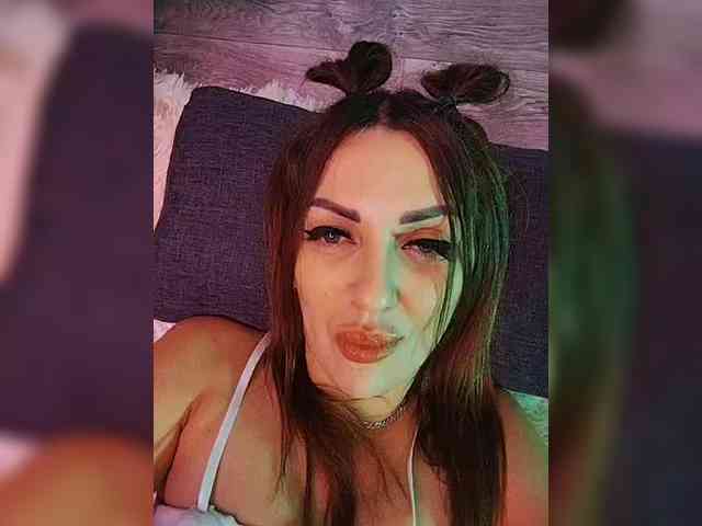 SexyKitty75-1 webcam