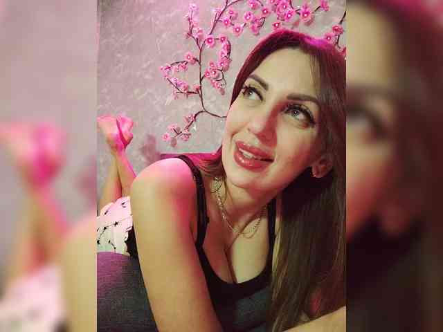 SexyKitty75-1 webcam