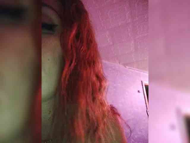 SexyKitty75-1 webcam