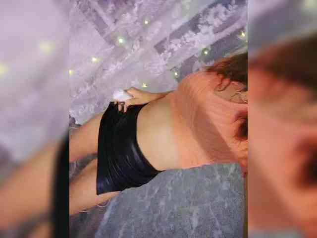SexyKitty75-1 webcam