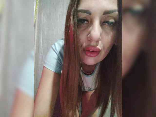 SexyKitty75-1 webcam