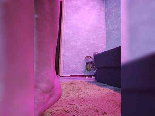 SexyKitty75-1 webcam