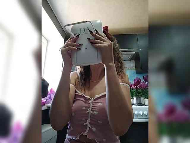SexyKitty75-1 webcam