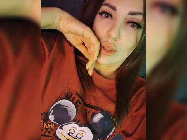 SexyKitty75-1 webcam