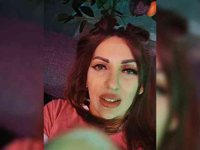 SexyKitty75-1 webcam