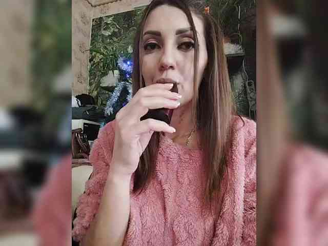 SexyKitty75-1 webcam