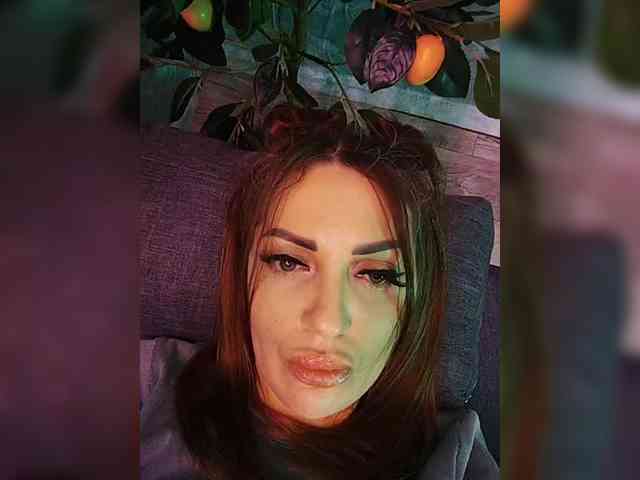 SexyKitty75-1 webcam
