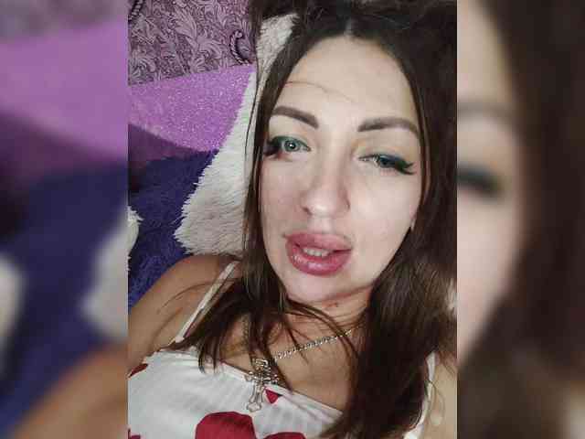 SexyKitty75-1 webcam