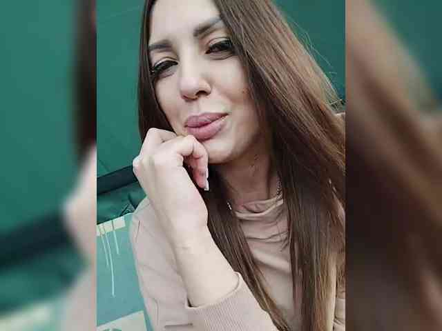 SexyKitty75-1 webcam