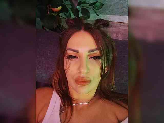 SexyKitty75-1 webcam