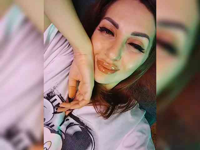 SexyKitty75-1 webcam