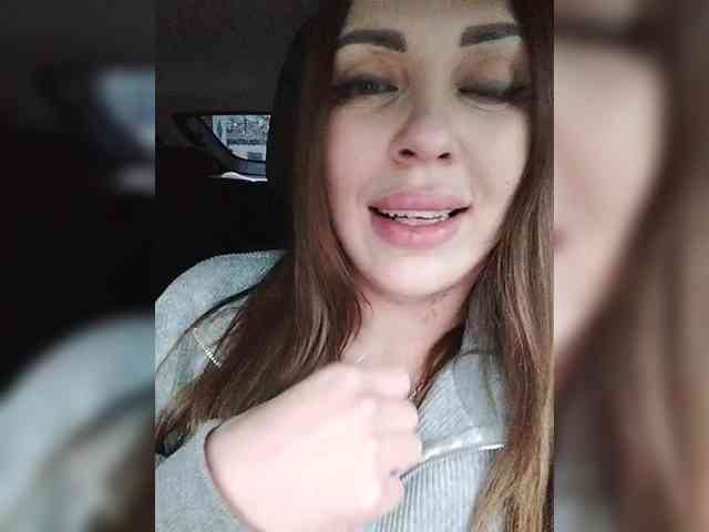 SexyKitty75-1 webcam