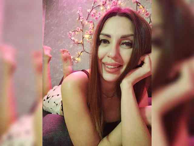 SexyKitty75-1 webcam