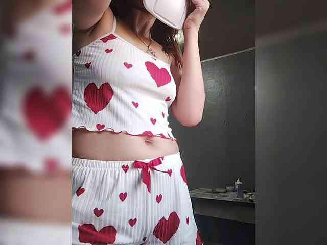 SexyKitty75-1 webcam