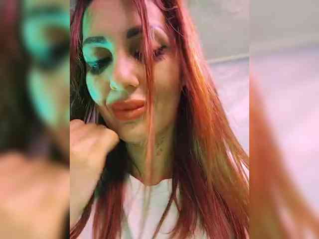 SexyKitty75-1 webcam