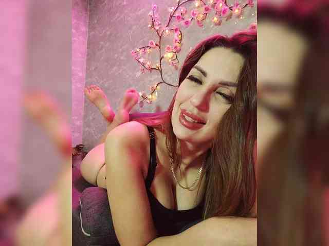 SexyKitty75-1 webcam