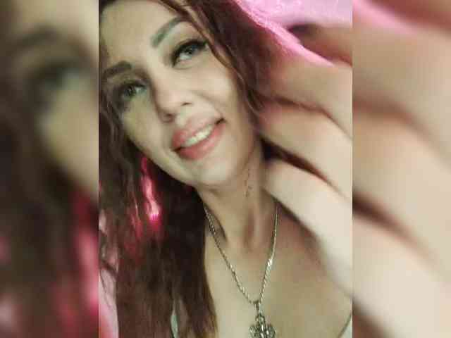 SexyKitty75-1 webcam