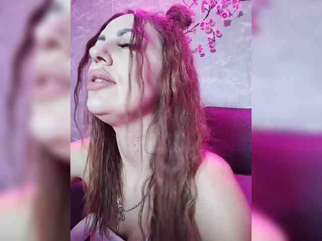 SexyKitty75-1 webcam