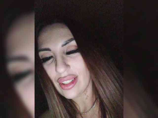 SexyKitty75-1 webcam