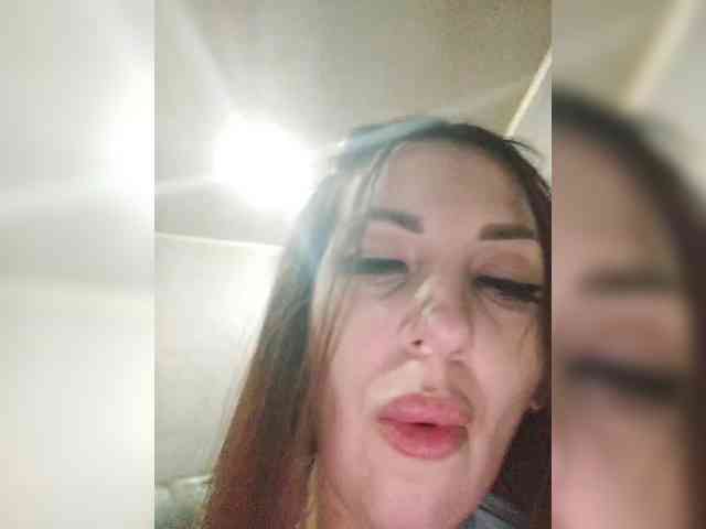 SexyKitty75-1 webcam