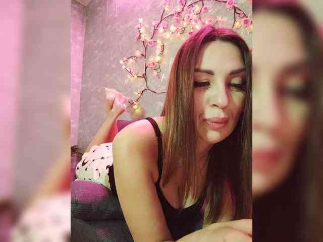 SexyKitty75-1 webcam