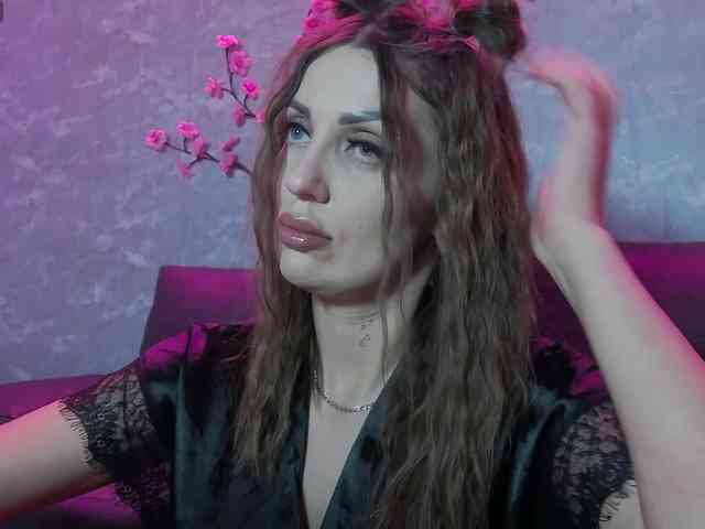 SexyKitty75-1 webcam
