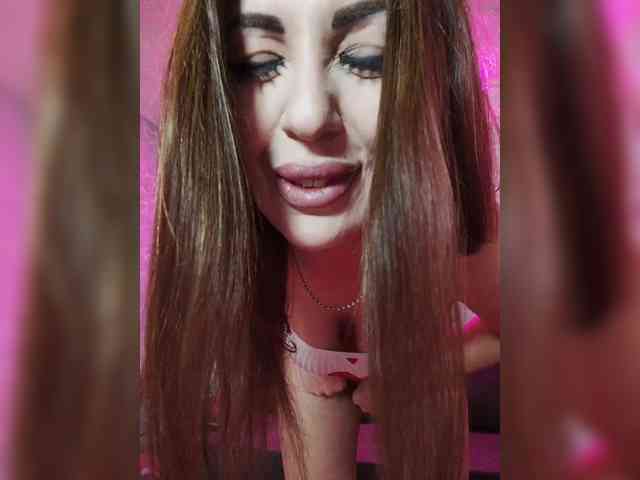 SexyKitty75-1 webcam