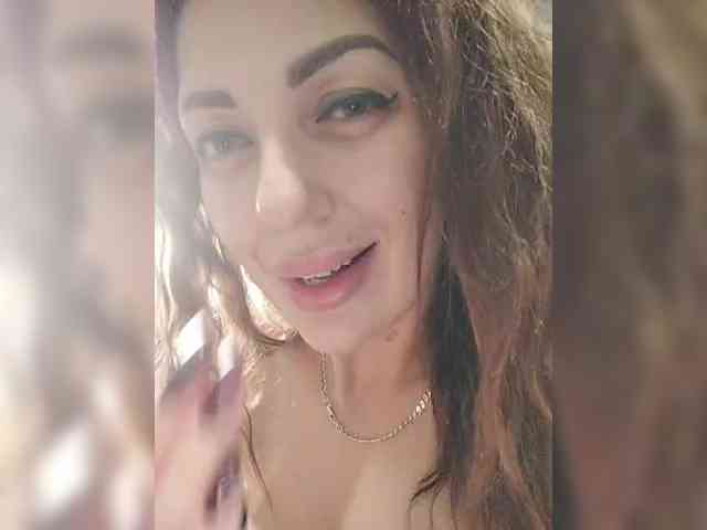 SexyKitty75-1 webcam