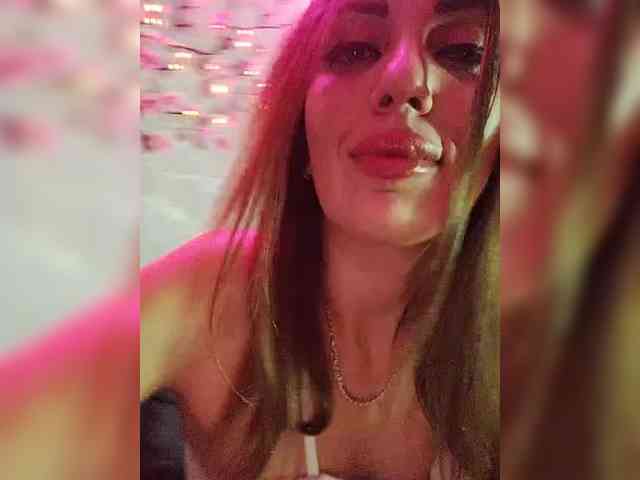 SexyKitty75-1 webcam