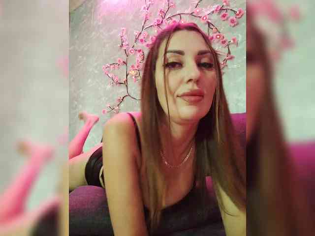 SexyKitty75-1 webcam