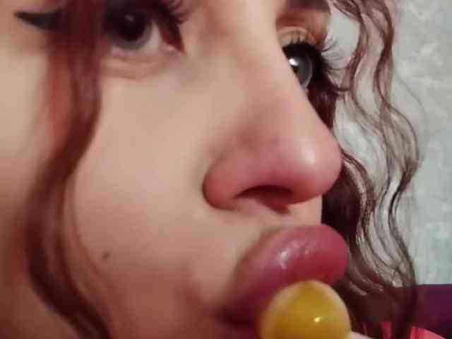 SexyKitty75-1 webcam