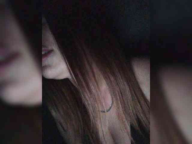 SexyKitty75-1 webcam