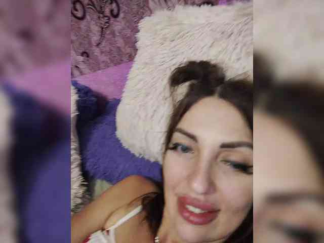 SexyKitty75-1 webcam