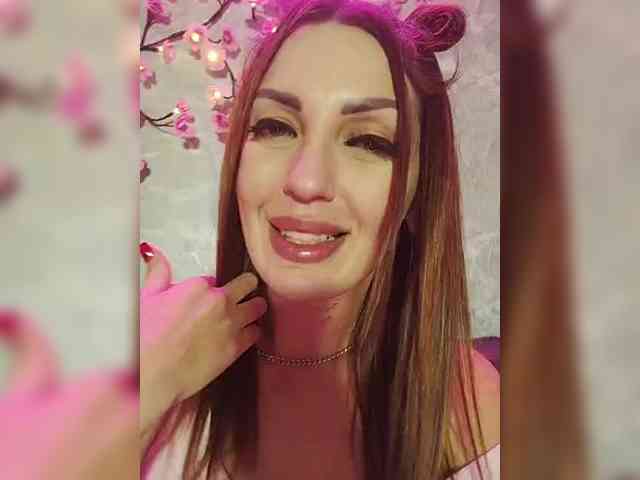 SexyKitty75-1 webcam