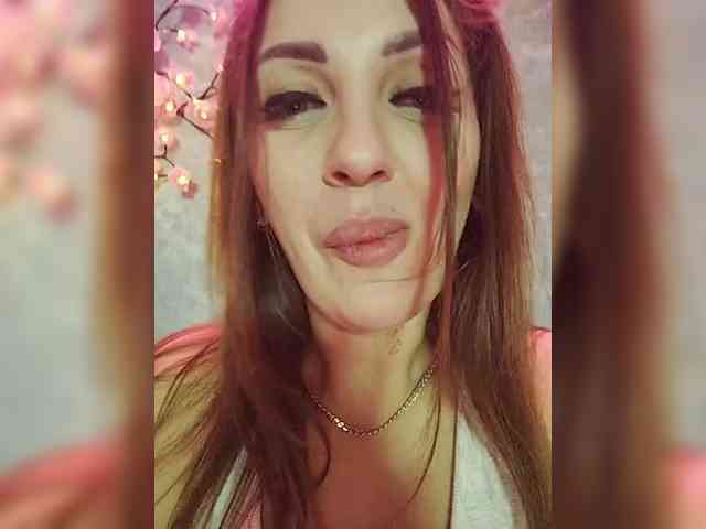 SexyKitty75-1 webcam