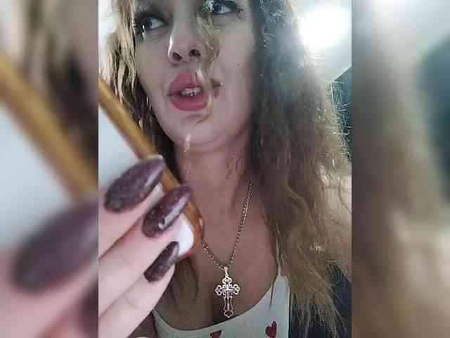 SexyKitty75-1 webcam